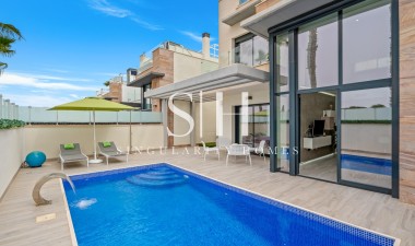 Återförsäljning - Villa - Orihuela Costa - Costa Blanca