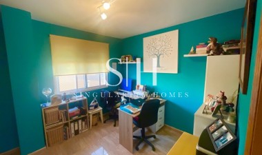 Odsprzedaż - Mieszkanie w bloku - Pilar de la Horadada - Costa Blanca