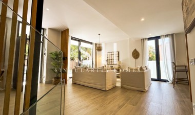 Новое здание - Casa - Málaga - El Limonar