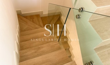 Новое здание - Casa - Málaga - El Limonar