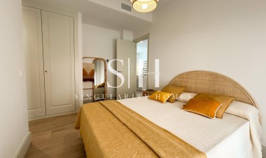 Новое здание - Casa - Málaga - El Limonar