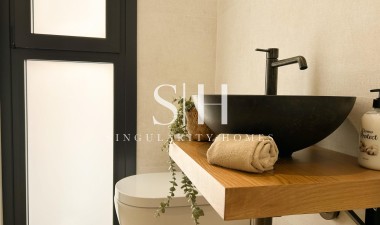 Новое здание - Casa - Málaga - El Limonar