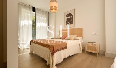 Новое здание - Casa - Málaga - El Limonar