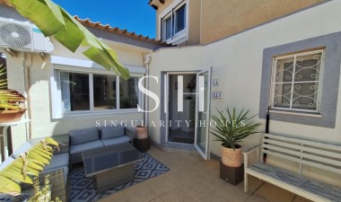 Återförsäljning - Villa - Orihuela Costa - Costa Blanca