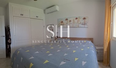 Återförsäljning - Villa - Orihuela Costa - Costa Blanca