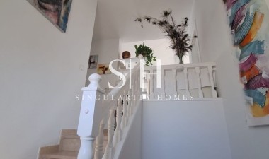 Återförsäljning - Villa - Orihuela Costa - Costa Blanca