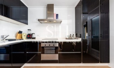 Odsprzedaż - Mieszkanie w bloku - Campoamor - Inland