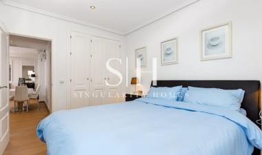 Odsprzedaż - Mieszkanie w bloku - Campoamor - Inland