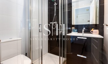 Odsprzedaż - Mieszkanie w bloku - Campoamor - Inland