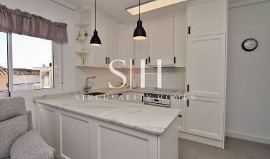 Перепродажа - Villa - Orihuela Costa - Villamartin