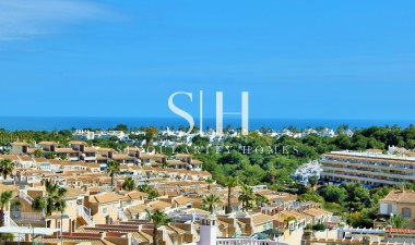 Перепродажа - Villa - Orihuela Costa - Villamartin