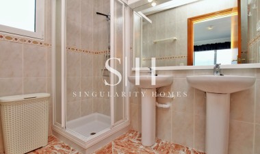 Перепродажа - Villa - Orihuela Costa - Villamartin