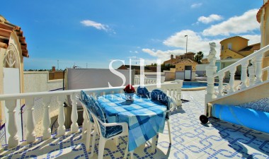 Перепродажа - Villa - Orihuela Costa - Villamartin