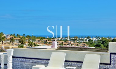 Перепродажа - Villa - Orihuela Costa - Villamartin