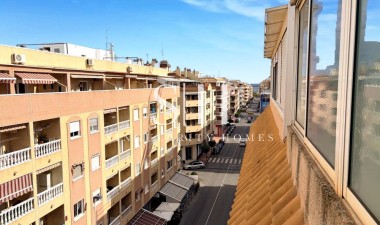 Resale - Apartment / flat - Torrevieja - Costa Blanca