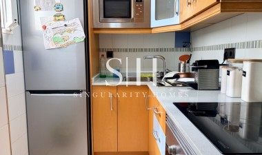 Resale - Apartment / flat - Torrevieja - Costa Blanca