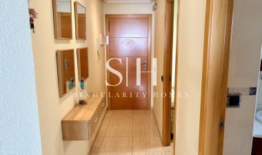 Resale - Apartment / flat - Torrevieja - Costa Blanca