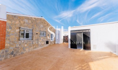 Перепродажа - Villa - Torrevieja - Los Frutales
