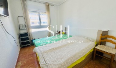 Перепродажа - Квартира / квартира - Torrevieja - La Mata