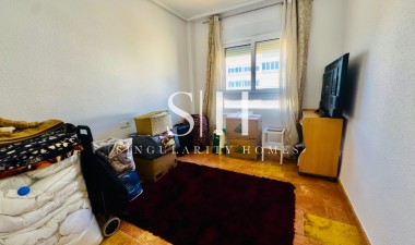 Перепродажа - Квартира / квартира - Torrevieja - La Mata