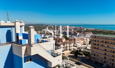 Перепродажа - Квартира / квартира - Torrevieja - La Mata