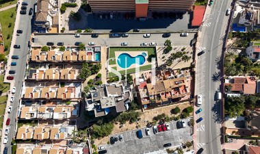 Перепродажа - Квартира / квартира - Torrevieja - La Mata
