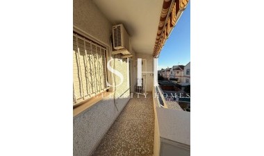 Resale - House - Torrevieja - Los altos