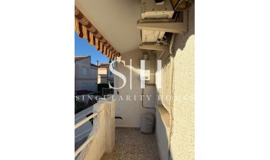 Resale - House - Torrevieja - Los altos