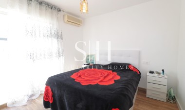 Resale - House - Torrevieja - Carrefour