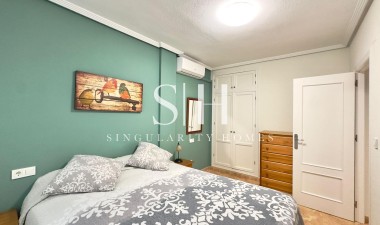 Resale - Bungalow - Torrevieja - Centro