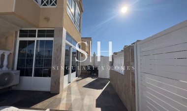 Resale - Bungalow - Torrevieja - Centro