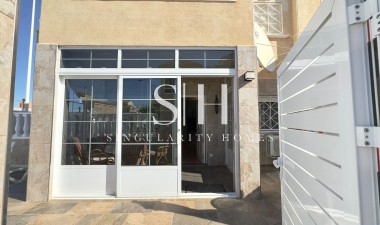 Resale - Bungalow - Torrevieja - Centro