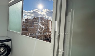 Återförsäljning - Lägenhet / lägenhet - Orihuela Costa - Punta Prima