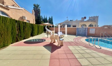 Odsprzedaż - Villa - Orihuela Costa - Los Almendros-la Florida