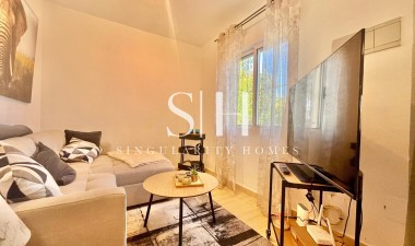 Odsprzedaż - Villa - Orihuela Costa - Los Almendros-la Florida