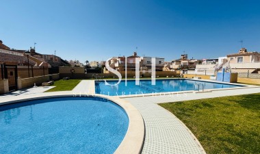 Odsprzedaż - Dom - Torrevieja - Carrefour