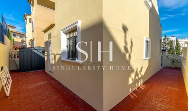 Återförsäljning - Villa - Orihuela Costa - Costa Blanca