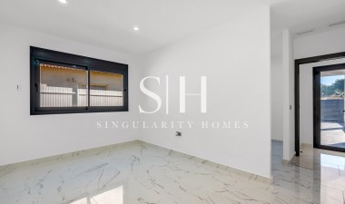 Resale - Villa - Campoamor