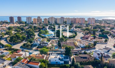 Resale - Villa - Campoamor