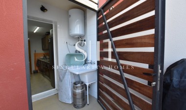 Odsprzedaż - Villa - Algorfa - La finca Golf