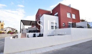 Odsprzedaż - Villa - Algorfa - La finca Golf