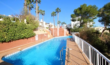 Odsprzedaż - Villa - Orihuela Costa - Las Ramblas