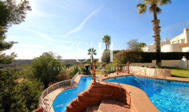 Odsprzedaż - Villa - Orihuela Costa - Las Ramblas
