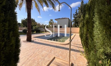 Reventa - Villa - Orihuela Costa