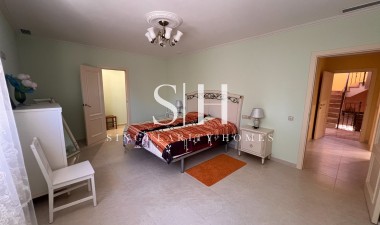 Reventa - Villa - Orihuela Costa