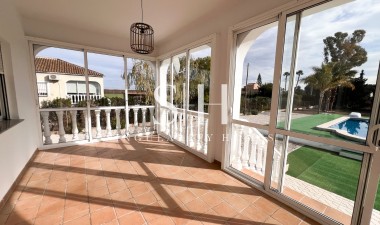 Reventa - Villa - Dolores