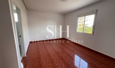 Reventa - Villa - Dolores