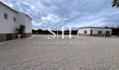 Reventa - Villa - Dolores