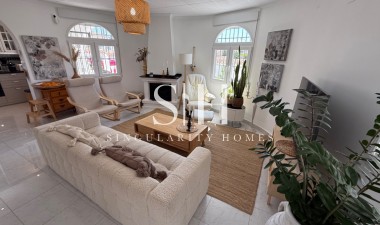 Återförsäljning - Villa - Torrevieja - Costa Blanca