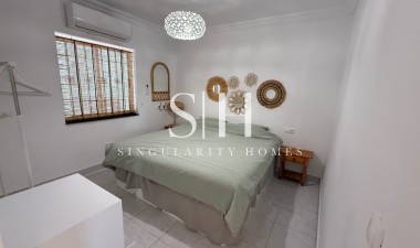Återförsäljning - Villa - Torrevieja - Costa Blanca